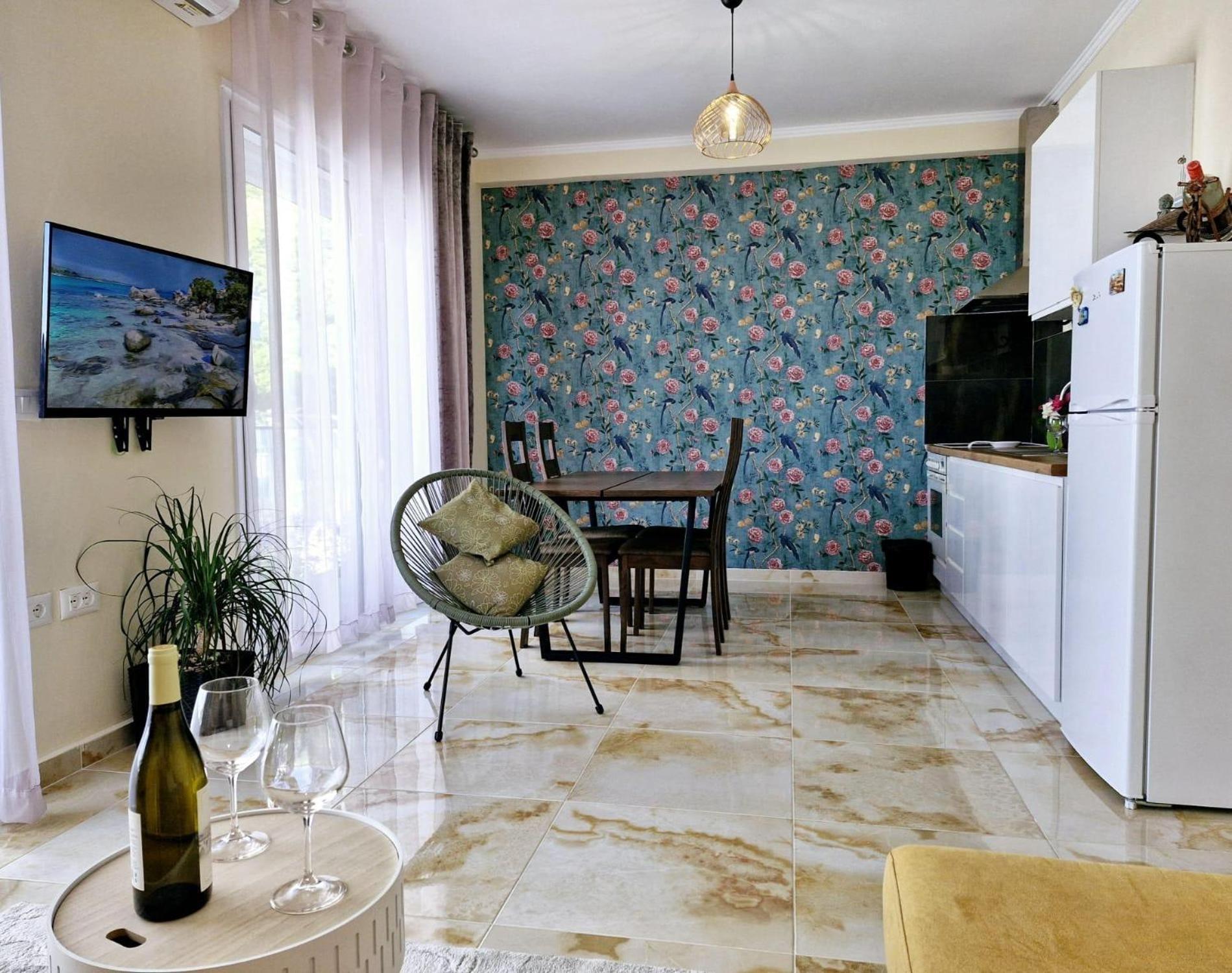 Sunset Vista Retreat Appartement Vlorë Buitenkant foto