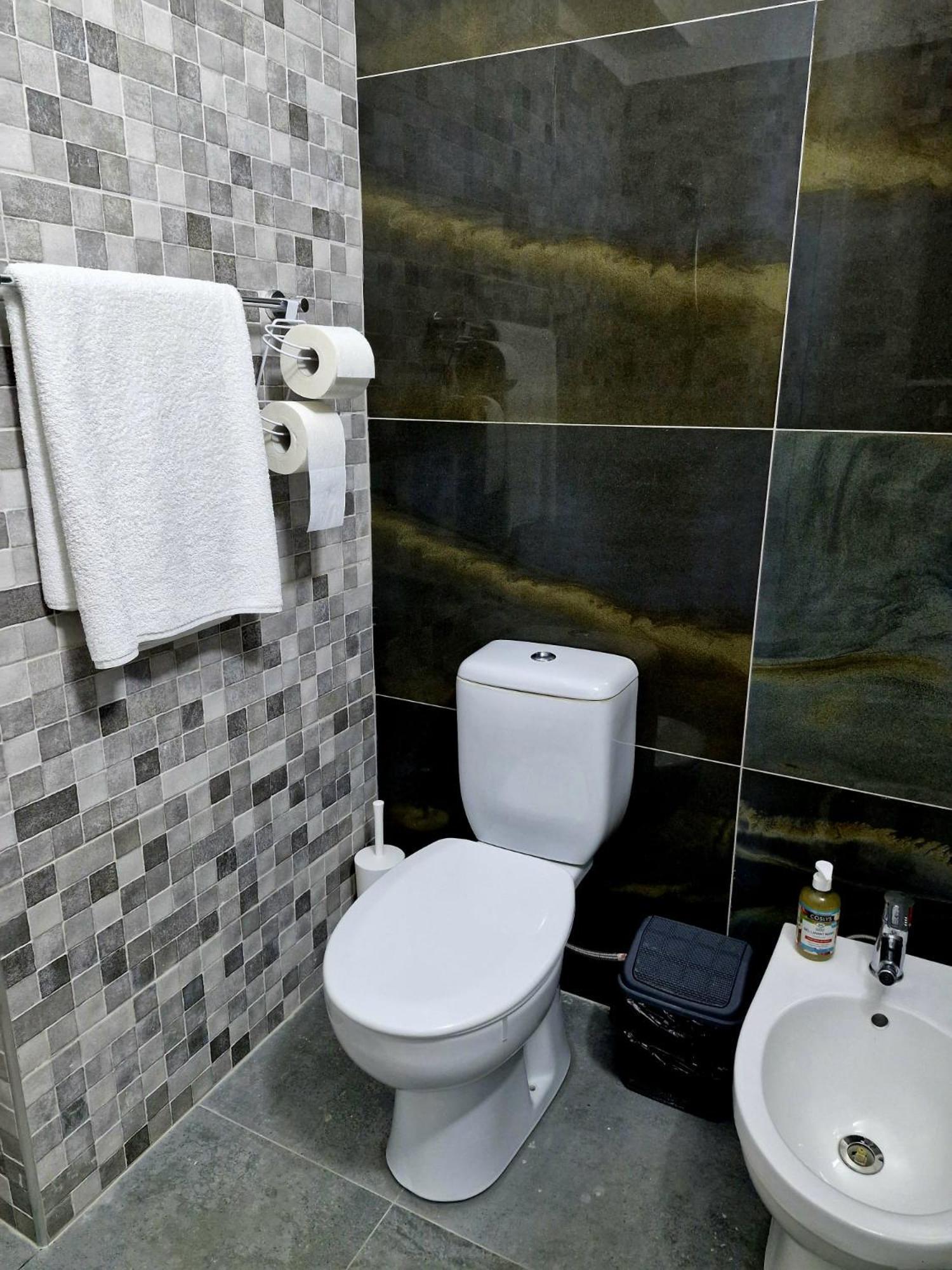 Sunset Vista Retreat Appartement Vlorë Buitenkant foto